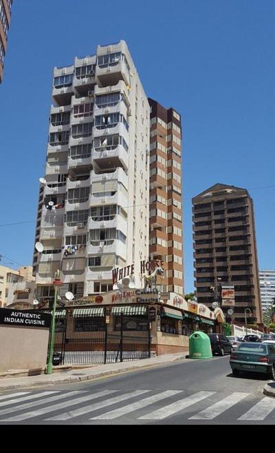 Inlesa 5A Holiday Apt With Pool Benidorm Ngoại thất bức ảnh